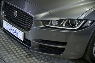 Jaguar XE   2.0I 147kW RWD Prestige Auto 