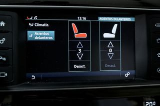 Jaguar XE   2.0I 147kW RWD Prestige Auto 