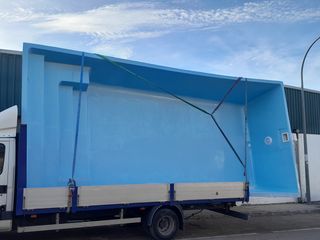 Piscinas de poliester amplio catálogo.