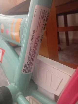 Se vende bicicleta niña Peppa pig