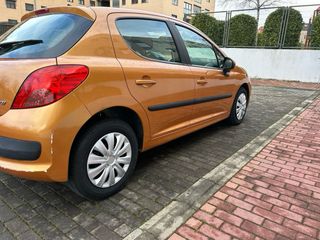 Peugeot 207 2007 tel 666217952