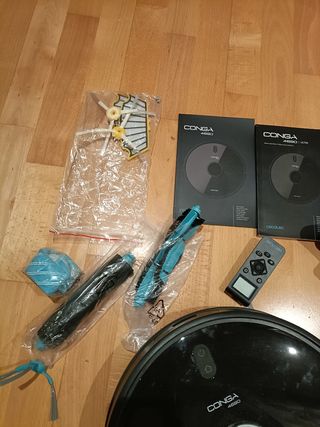 Robot aspirador y fregaduelos cecotec