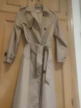 Gabardina y bolso Zara nuevo