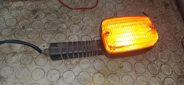 Suzuki dr 600 freccia anteriore