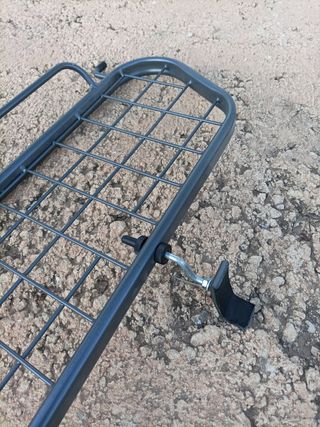 Red separación maletero Golf Plus.