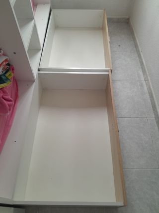 Cama litera tren en buen estado