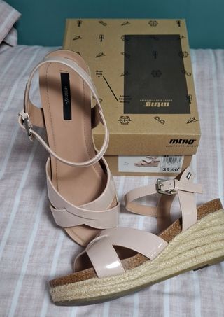 SANDALIAS PLATAFORMA MUSTANG