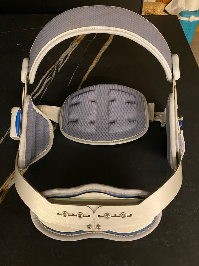 Corsé ortopédico regulable