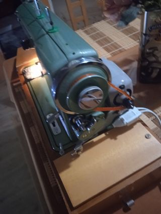 Maquina de coser electrica