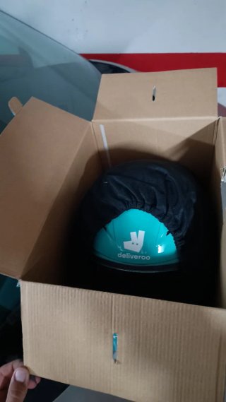 Casco integral Deliveroo talla XL NUEVO