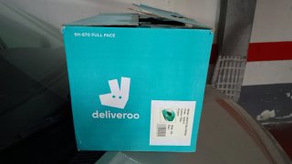 Casco integral Deliveroo talla XL NUEVO