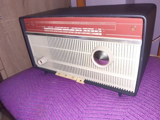 Radio Antigua Philips