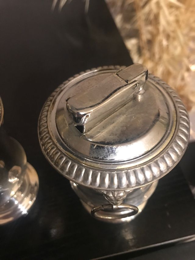 urnas de alpaca una lleva mechero no funciona