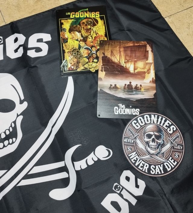 Lote Los Goonies.