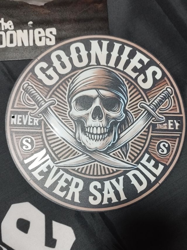 Lote Los Goonies.
