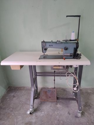 Maquina de coser industrial