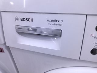 .Lavadora carga frontal Bosch 8 kilos