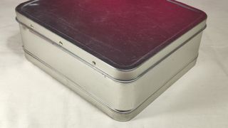 Caja HEINEKEN, maletín metálico