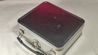 Caja HEINEKEN, maletín metálico