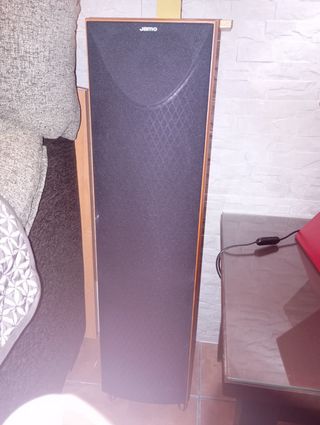 Altavoces jamo
