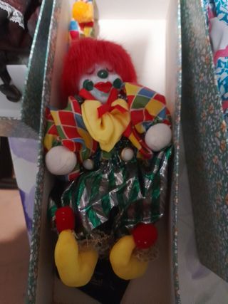 Payasito de porcelana