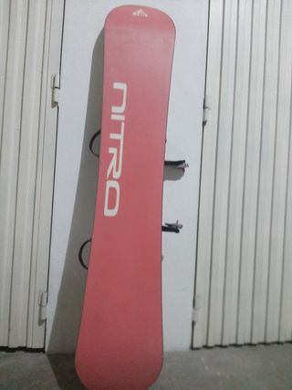 Tabla Snowboard Nitro con fijación