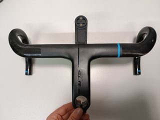 Manillar GIANT CONTACT SLR Integrado. Carbono