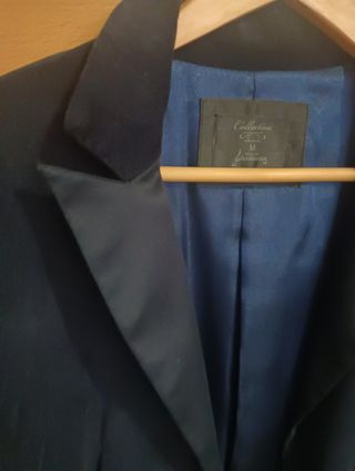 Americana de terciopelo azul, talla M.