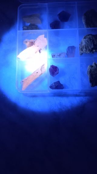 Caja de 23 minerales