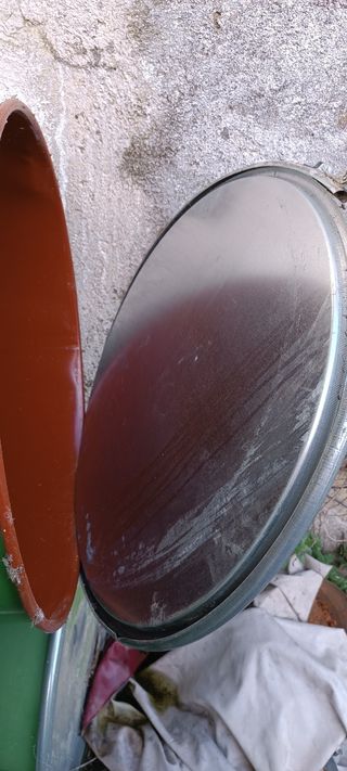 Bidón metálico 223l con tapa.