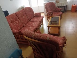 Sofa sillones y mesa