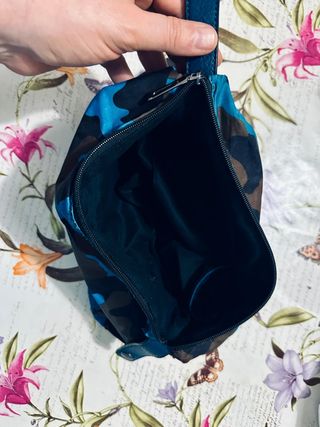 Beauty case unisex con fantasia mimetica