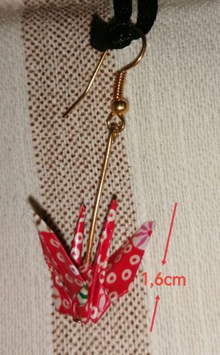 Pendientes grulla origami. Hecho a mano