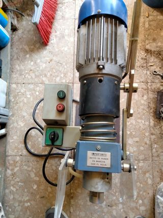 Maquina de taladro de cristal