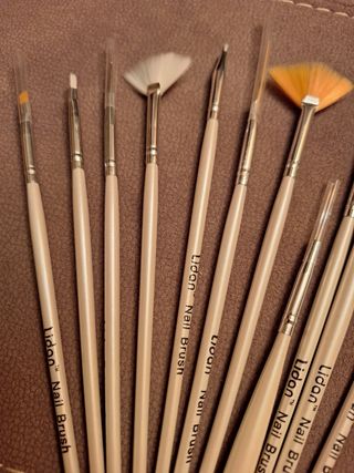 Juego de pinceles uñas