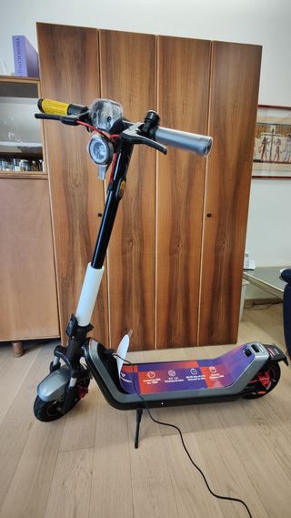 Monopattino Elettrico NIU KQi300x