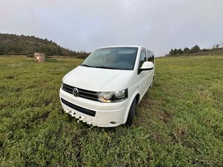 Volkswagen Caravelle 2015