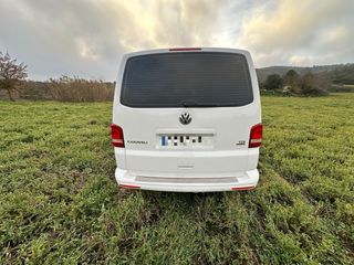 Volkswagen Caravelle 2015