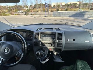 Volkswagen Caravelle 2015