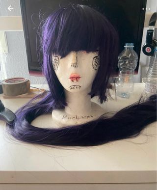 Peluca morada larga