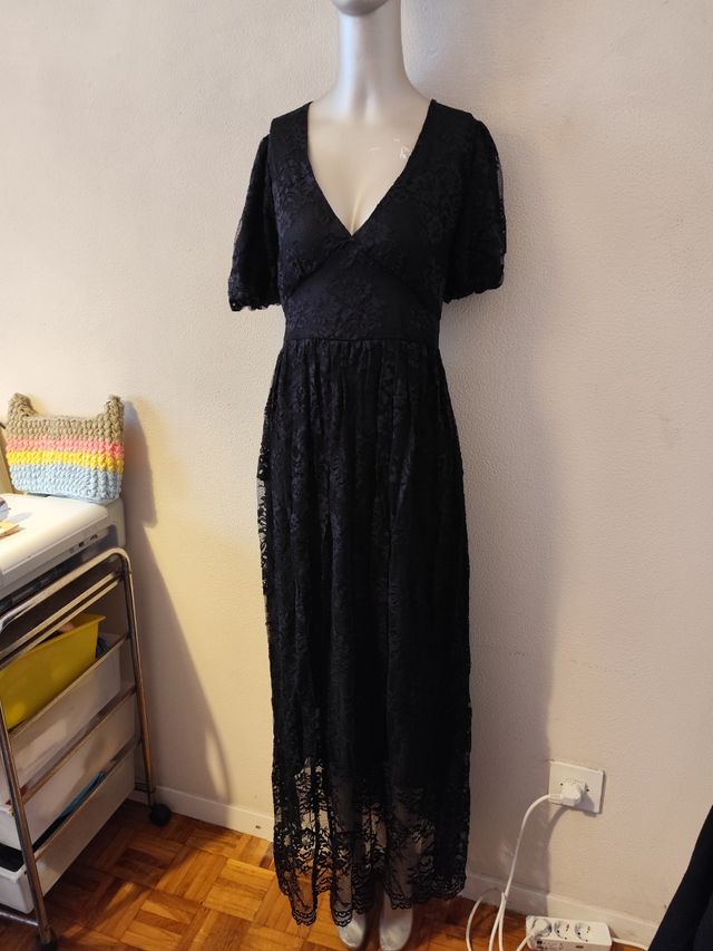 Vestido coctel encaje