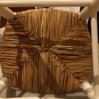 Silla antigua estilo sevillano