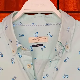 Camisa Easywear con vespas y símbolos piratas(c/u)