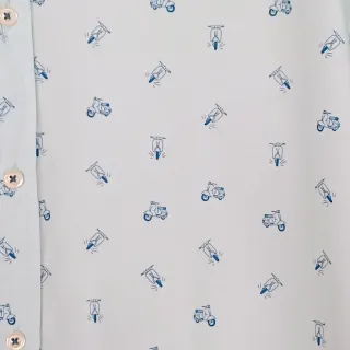 Camisa Easywear con vespas y símbolos piratas(c/u)