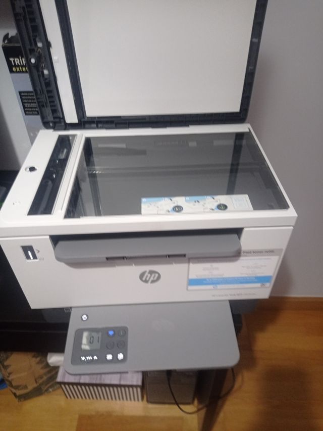 Impresora HP laserjet tank MFP 2604dsw