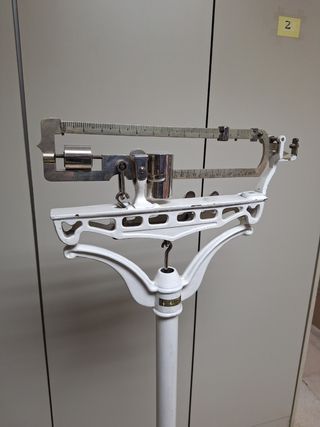 Báscula antigua Peso de pie Farmacia