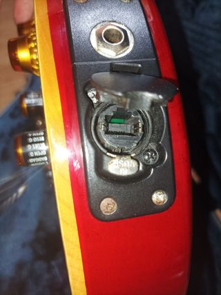 Chitarra Line 6 Variax JTV-59