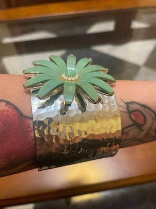 Brazalete  Pendientes Liz Claiborne