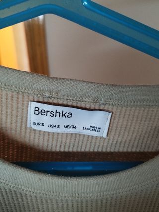Camiseta Bershka