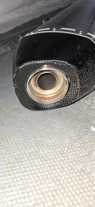 Escape dominator bmw 1250 gs